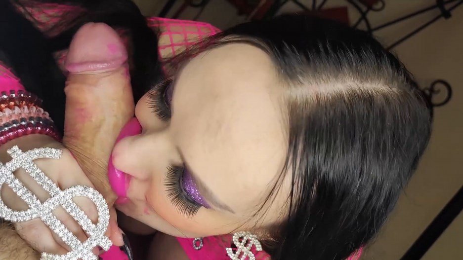 Princess18 - Lipjob And Sloppy Blowjob From Big - Lipped Bimbo Slut